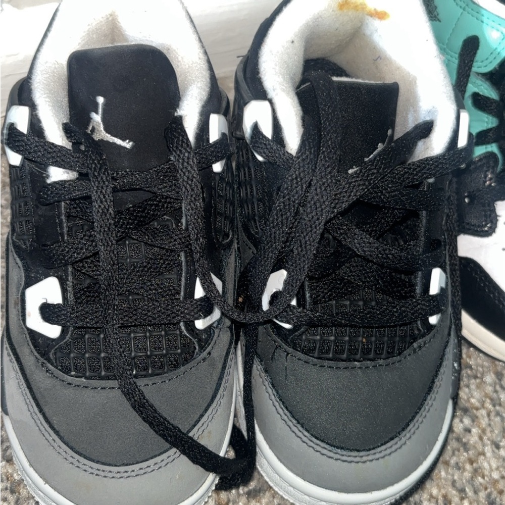 Jordan Black and Gray Sneakers Classic Suede Design